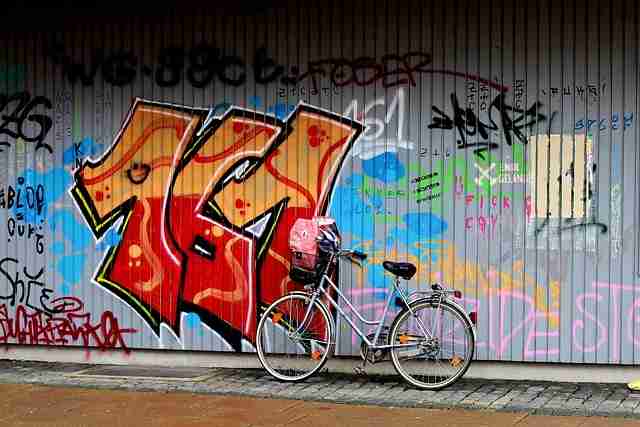 【麻豆app】极速舆论漩涡观察 - 一文读懂，麻豆官微